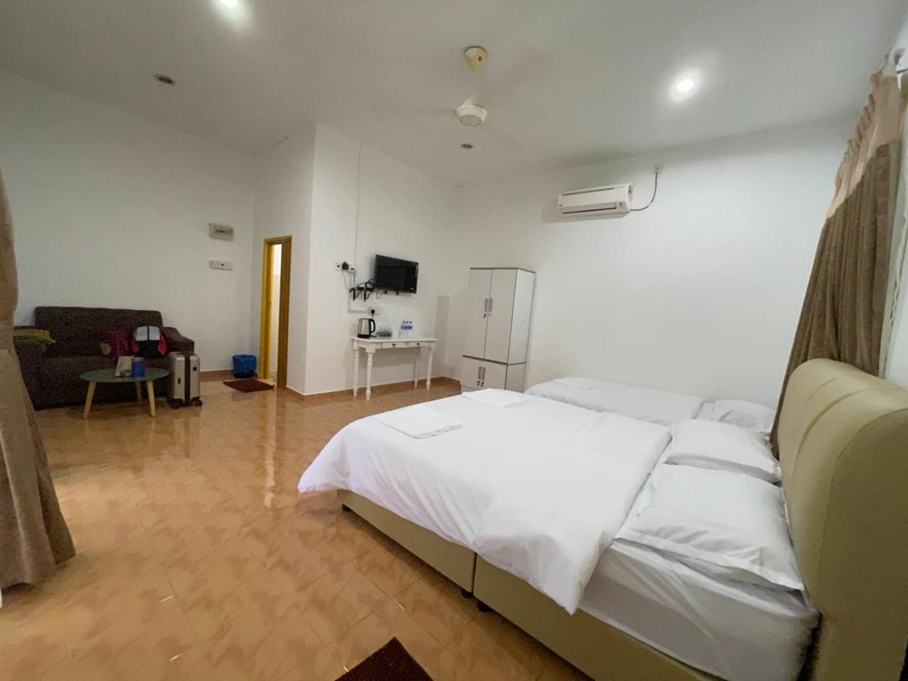 Teratak Al Qarni Hotel Jitra Eksteriør billede